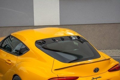 The extension of the rear window Toyota Supra Mk5